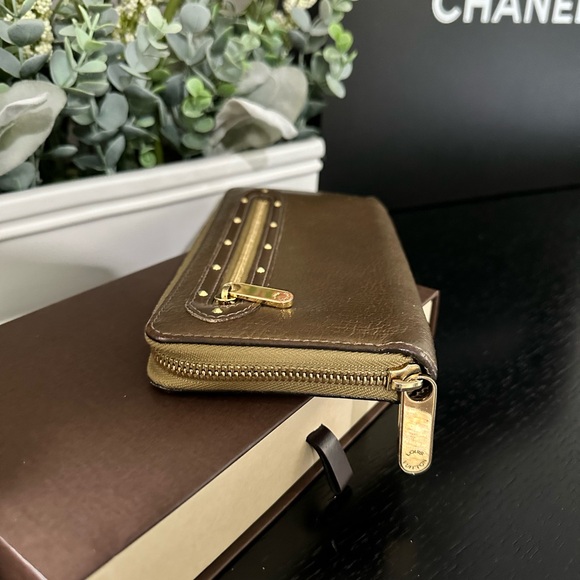 AUTHENTIC Louis Vuitton Gold Leather Zippy Wallet in EUC - Picture 5 of 10